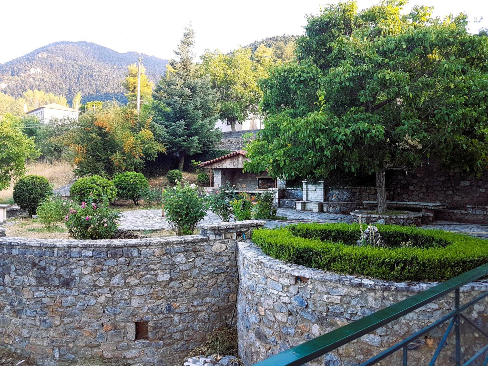 Ferienwohnung Το Αλώνι Vlacherna Exterior foto
